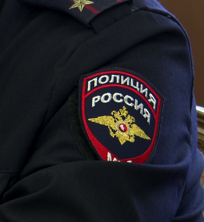 Молодую амчанку подозревают в краже 11 тысяч с чужой карты