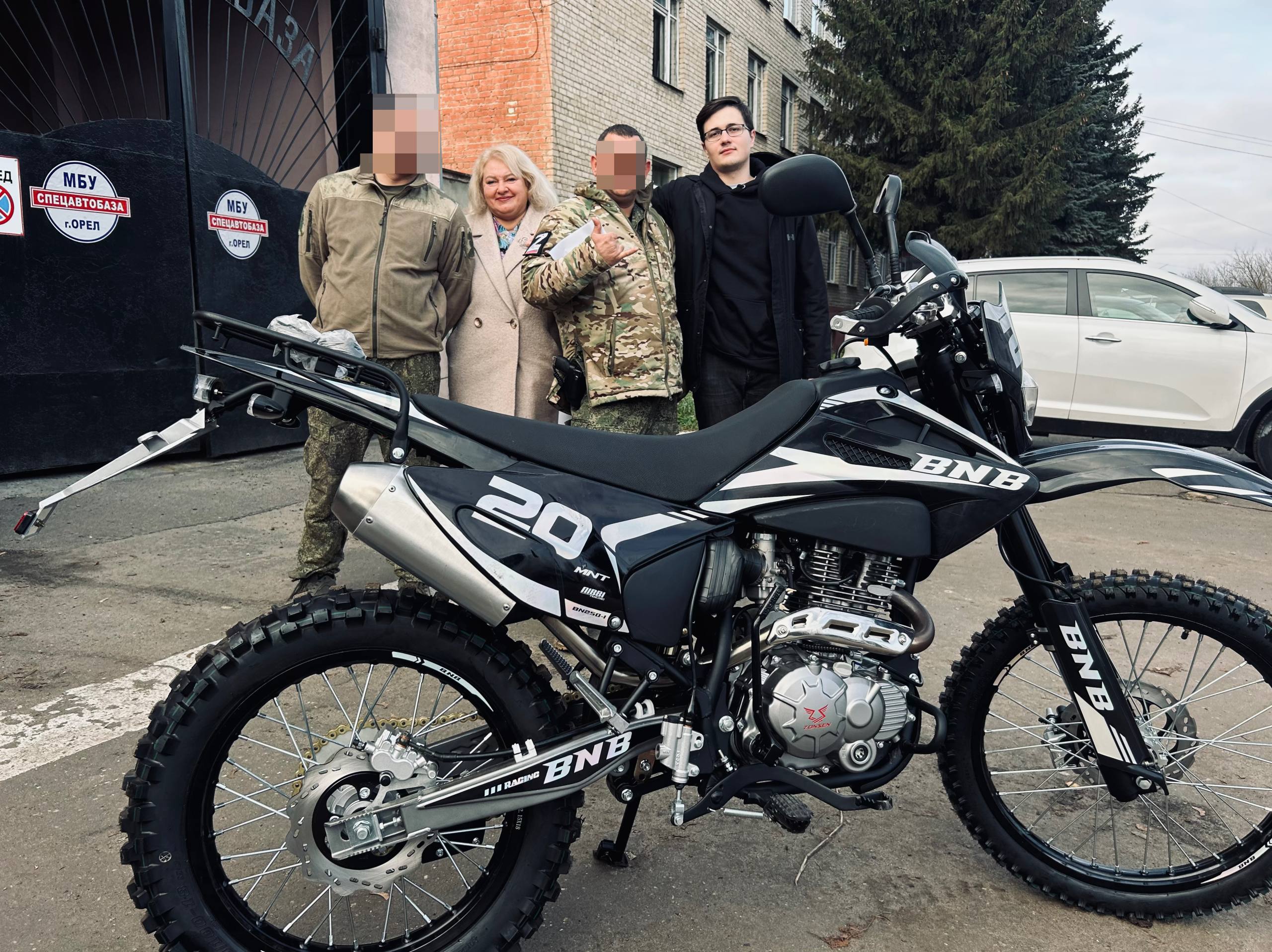 Администрация Орла передала мотоцикл артиллеристам Администрация Орла передала мотоцикл артиллеристам