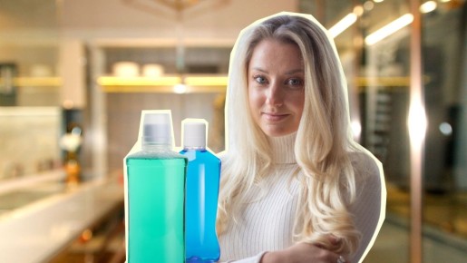 Хозяйки уже давно скупают ополаскиватель для рта коробками: нужен не для зубов