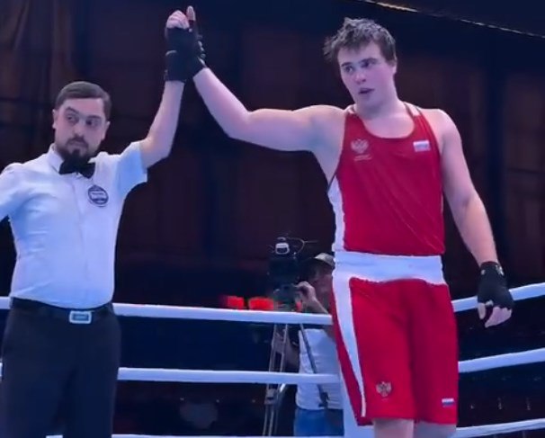Орловский боксер Кирилл Лукьянов вышел в финал первенства Европы