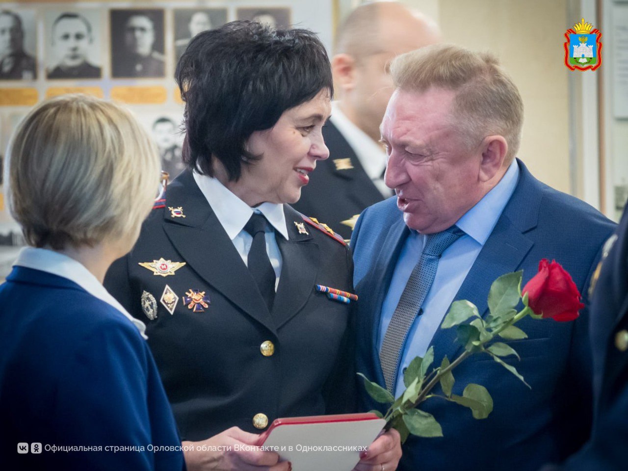 В Орле наградили сотрудников правоохранительных органов В Орле наградили сотрудников правоохранительных органов