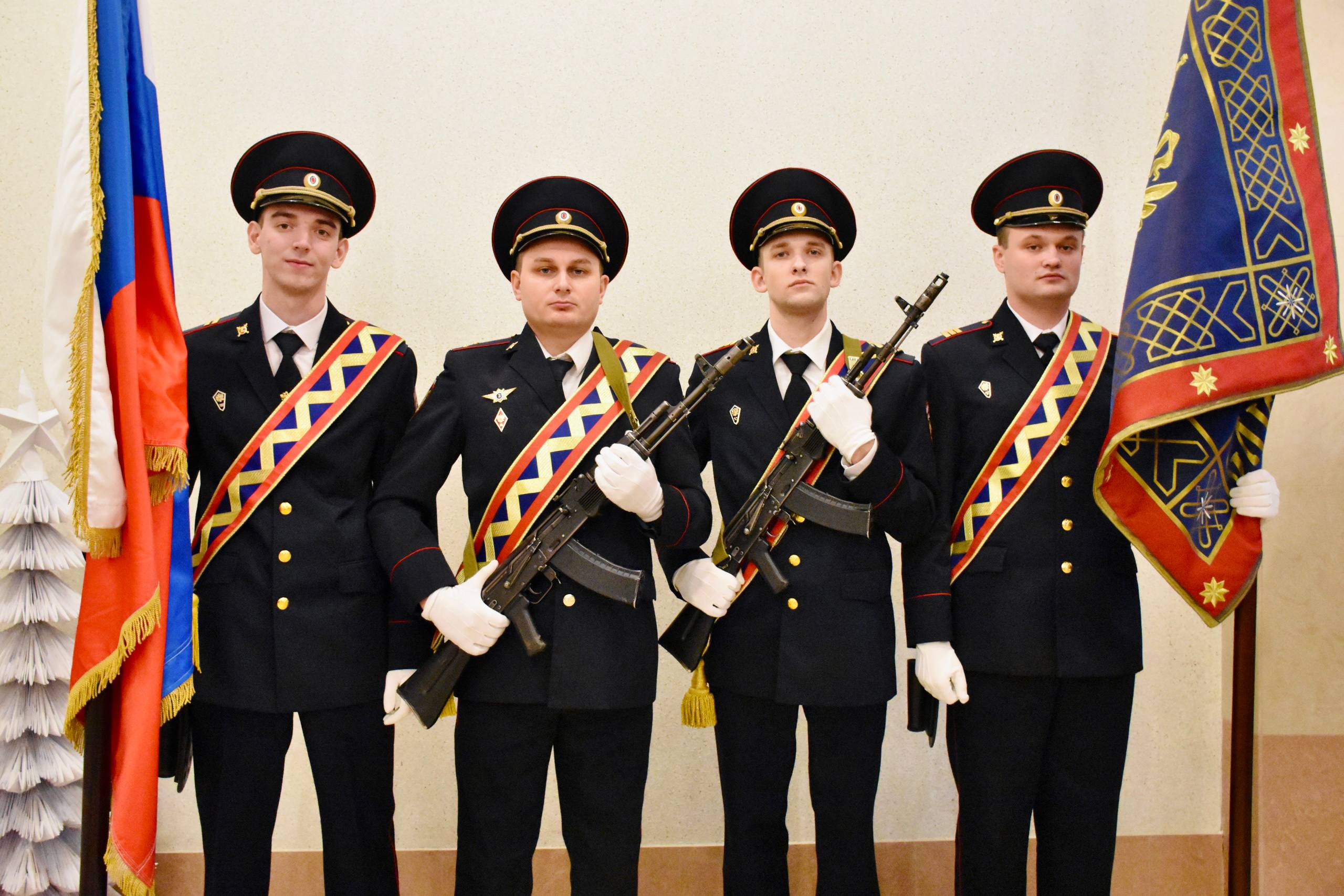 Юрий Парахин: Дорогие сотрудники и ветераны органов внутренних дел! Юрий Парахин: Дорогие сотрудники и ветераны органов внутренних дел!