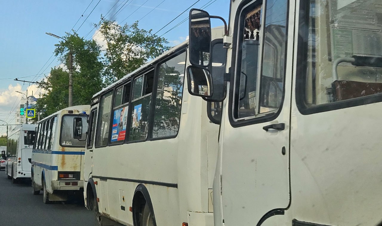 Проезд в общественном транспорте Орла планируют поднять