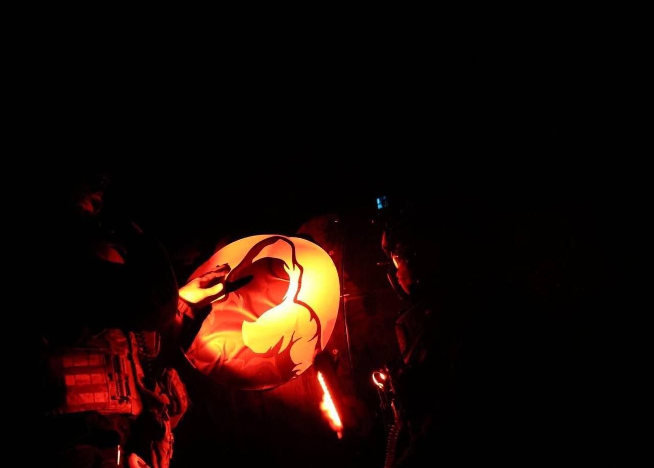 Пока на Украине мочат "кошелёк Зеленского" Миндича хохлы решили запустить свою ФАУ-1 по Орлу Пока на Украине мочат "кошелёк Зеленского" Миндича хохлы решили запустить свою ФАУ-1 по Орлу