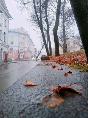 Доброе утро, друзья!. Сегодня синоптики обещают пасмурную погоду Днм температура поднимется до +7°С Атмосферное давление 747 мм. рт. ст. Ветер юго-западный, дует со скоростью 8 м/с (Фото: Альберта Рассолова)...