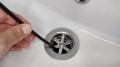 Как просто избежать засоров в раковине: полезные советы