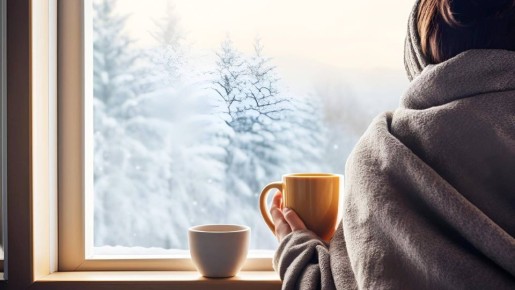 Найден элементарный способ быстро утеплить окно: подойдет для рам из пластика и дерева