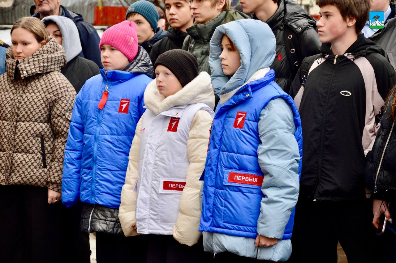 В Орле увековечили имя участника спецоперации Виктора Седова В Орле увековечили имя участника спецоперации Виктора Седова