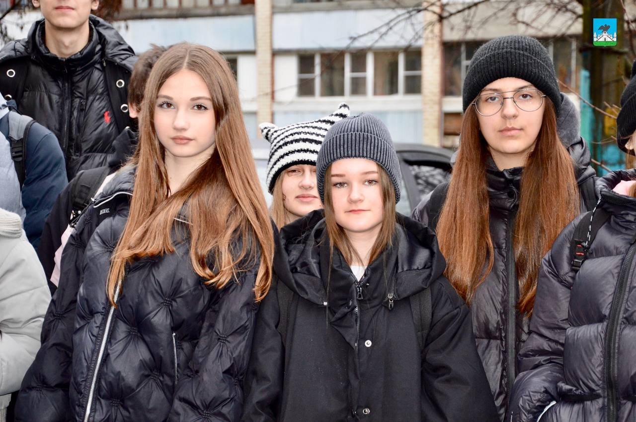 В Орле увековечили имя участника спецоперации Виктора Седова В Орле увековечили имя участника спецоперации Виктора Седова