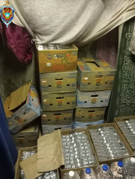 Житель Орла наладил торговлю сомнительным спиртным в промышленных масштабах Житель Орла наладил торговлю сомнительным спиртным в промышленных масштабах