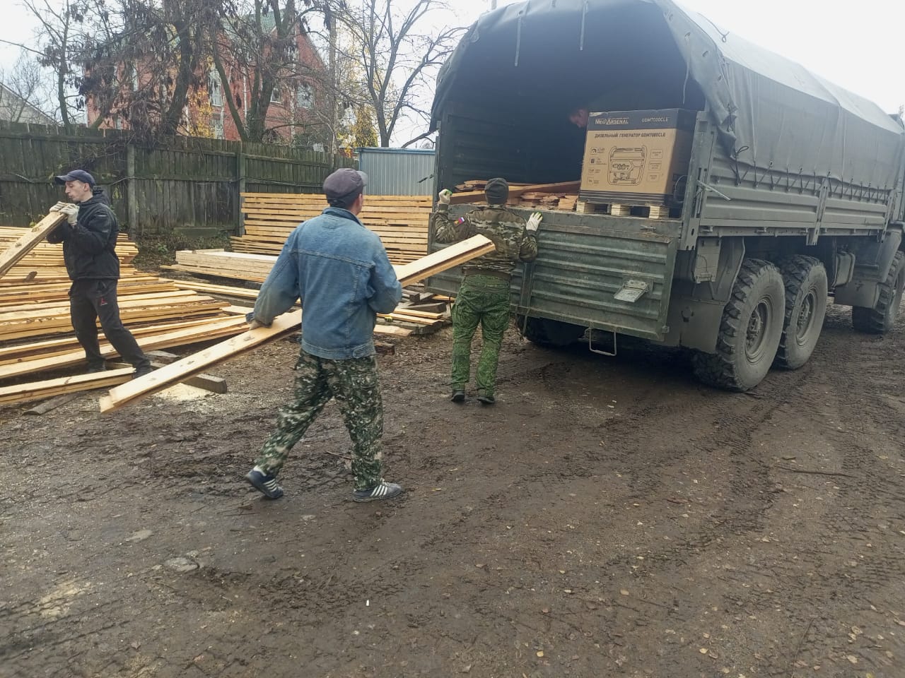 Очередной груз бойцам СВО передали из Орловского округа