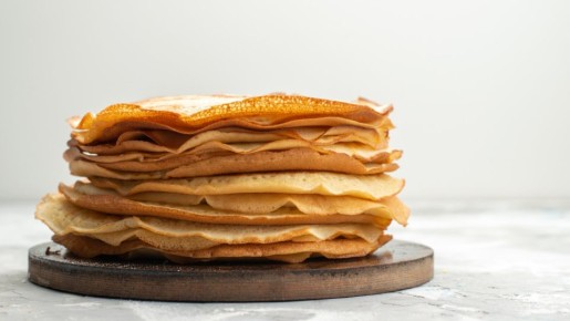 Получатся фантастически пышными: блины на дрожжах по этому рецепту удаются абсолютно всем