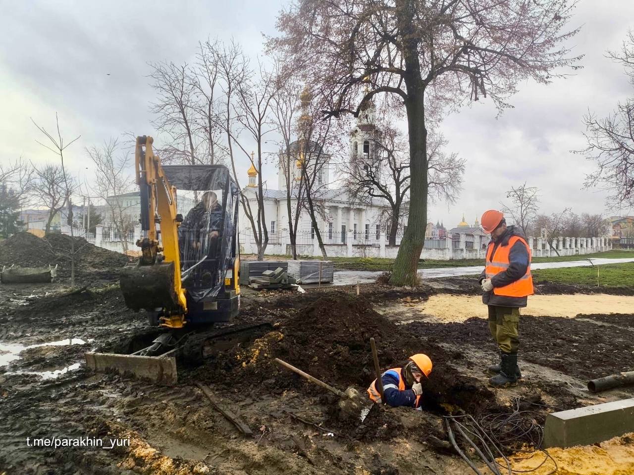 Юрий Парахин: Строительство мемориального комплекса «Судбищенская битва» продолжается! Территория меняется быстро, и уже хорошо видно, каким станет будущий комплекс Юрий Парахин: Строительство мемориального комплекса «Судбищенская битва» продолжается! Территория меняется быстро, и уже хорошо видно, каким станет будущий комплекс
