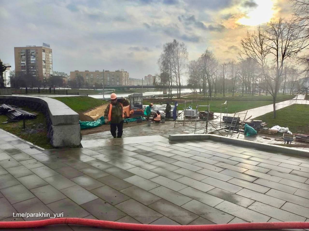 Юрий Парахин: Строительство мемориального комплекса «Судбищенская битва» продолжается! Территория меняется быстро, и уже хорошо видно, каким станет будущий комплекс Юрий Парахин: Строительство мемориального комплекса «Судбищенская битва» продолжается! Территория меняется быстро, и уже хорошо видно, каким станет будущий комплекс