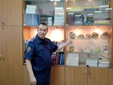 Следователи продолжают проводить экскурсии для школьников