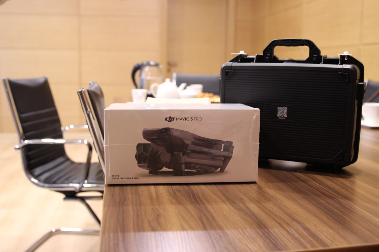 Председатель облизбиркома Лилия Пиняева и глава Орловского муниципального округа Александр Черных встретились с нашим земляком, бойцом артиллерийского подразделения 1-й танковой армии с позывным «Спартак» Председатель облизбиркома Лилия Пиняева и глава Орловского муниципального округа Александр Черных встретились с нашим земляком, бойцом артиллерийского подразделения 1-й танковой армии с позывным «Спартак»