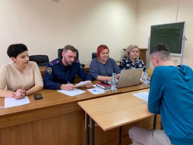 Сотрудник следственного управления принял участие в государственной итоговой аттестации студентов