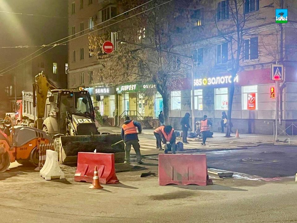 Движение транспорта по ул. Полесской будет открыто сегодня: специалисты завершают благоустройство территории Движение транспорта по ул. Полесской будет открыто сегодня: специалисты завершают благоустройство территории