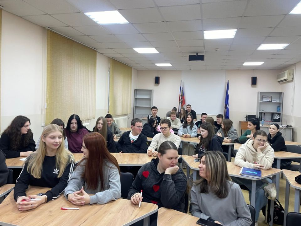 #про_ТИК. Председатели территориальных избирательных комиссий города Орла и Орловской области продолжают знакомить будущих избирателей с электоральным процессом #про_ТИК. Председатели территориальных избирательных комиссий города Орла и Орловской области продолжают знакомить будущих избирателей с электоральным процессом