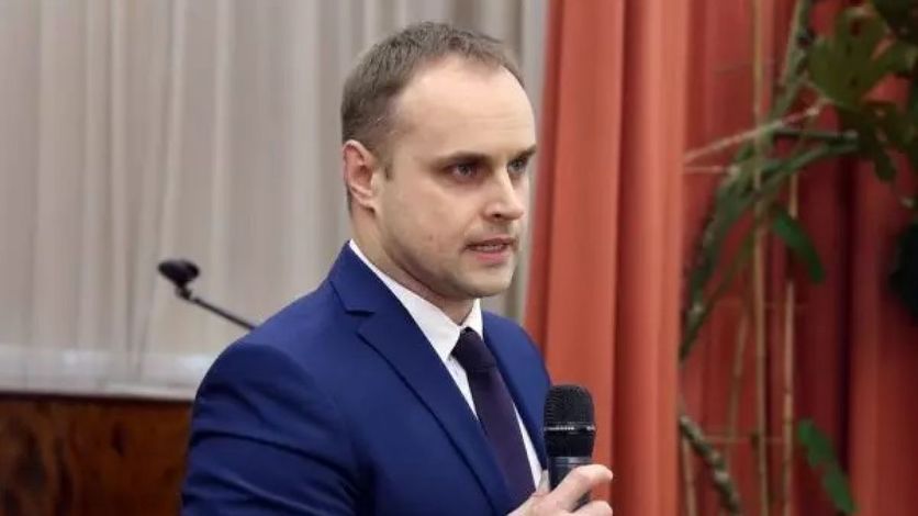 Новым и.о. руководителя депздрава Орловской области стал Константин Бобраков