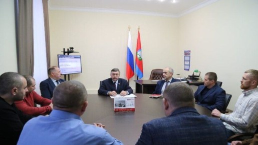 Сенатор Вадим Соколов провел встречу с участниками региональной кадровой программы "Герои земли Орловской"