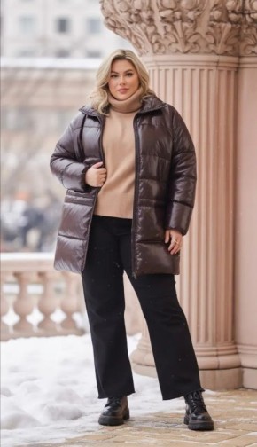 Как выбрать идеальный пуховик для пышных форм: секреты стиля и комфорта