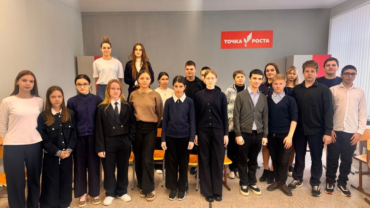 Сотрудники следственного управления продолжают посещать образовательные учреждения Орловского муниципального округа Сотрудники следственного управления продолжают посещать образовательные учреждения Орловского муниципального округа