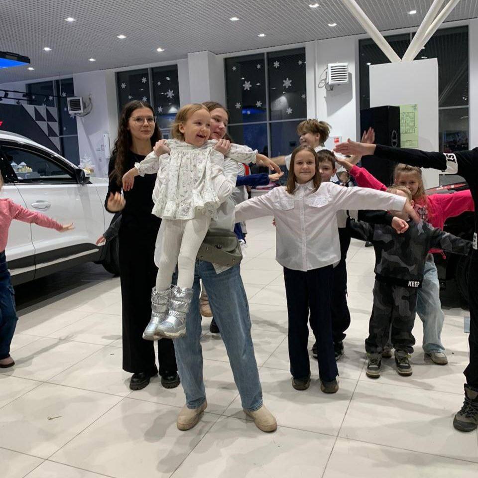 В Орле для семей участников СВО провели предновогодний праздник В Орле для семей участников СВО провели предновогодний праздник