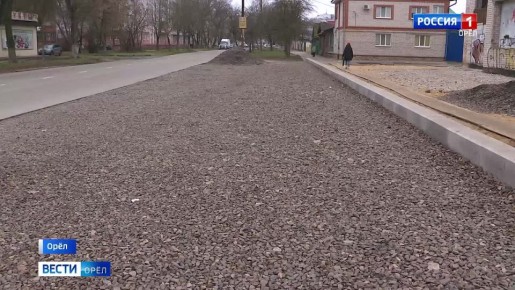 "Спецавтобаза" отремонтировала больше 45 тысяч "квадратов" дорог в Орле