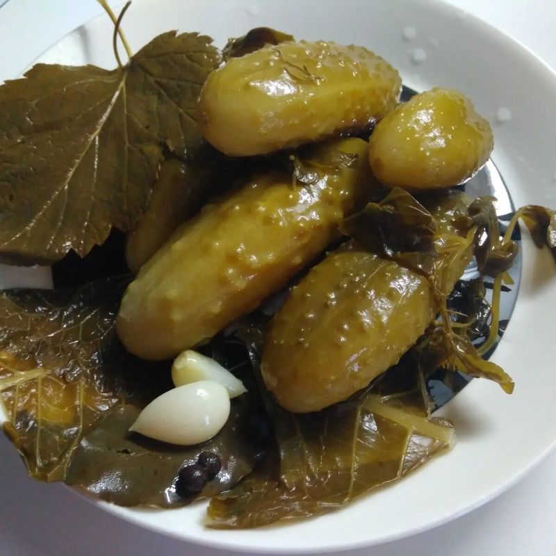 Как правильно замариновать огурцы: пошаговый рецепт для идеальной закуски