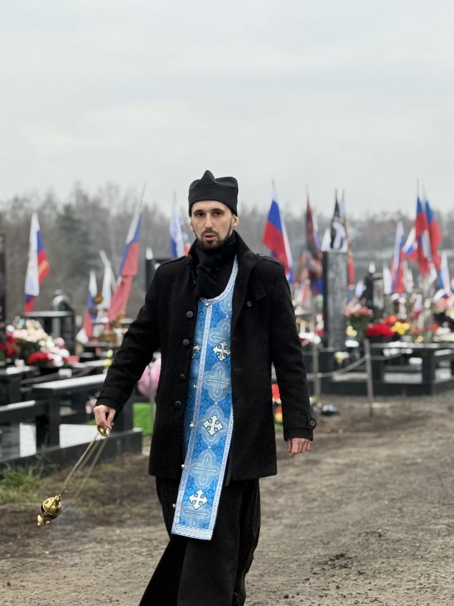 На орловской Аллее Славы почтили память павших воинов