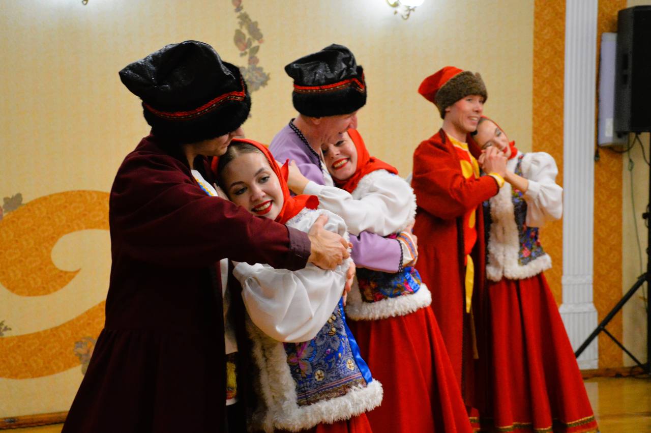 «Новогоднее волшебство»: в Орле состоялась премьера мюзикла «По щучьему велению» «Новогоднее волшебство»: в Орле состоялась премьера мюзикла «По щучьему велению»