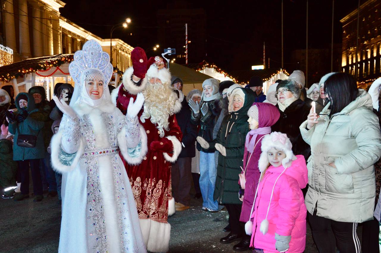 Праздник традиций и музыки: в Орле завершился гала-концерт в рамках фестиваля «Бирюза» Праздник традиций и музыки: в Орле завершился гала-концерт в рамках фестиваля «Бирюза»