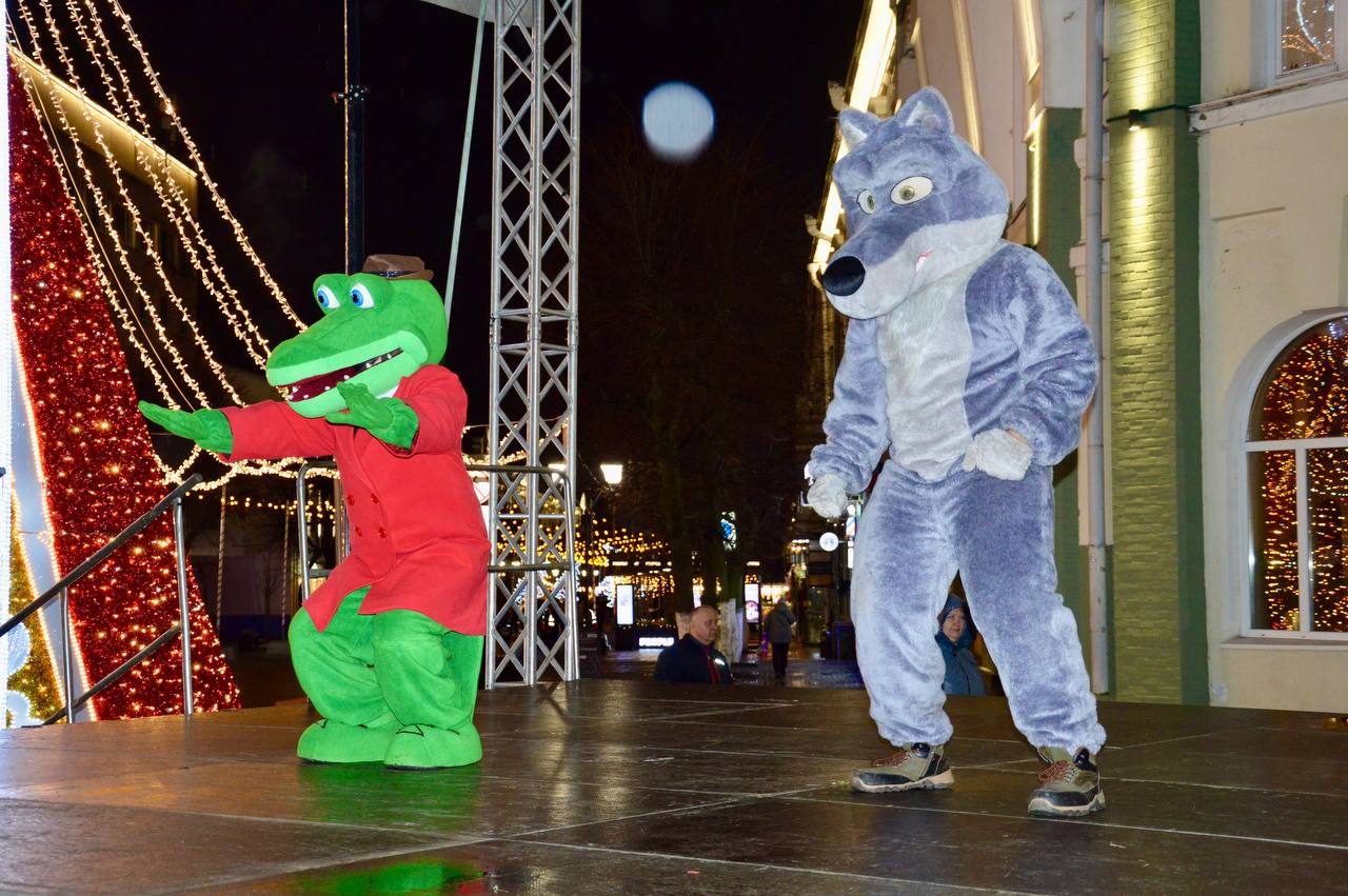 Орёл открывает цикл новогодних мероприятий Орёл открывает цикл новогодних мероприятий