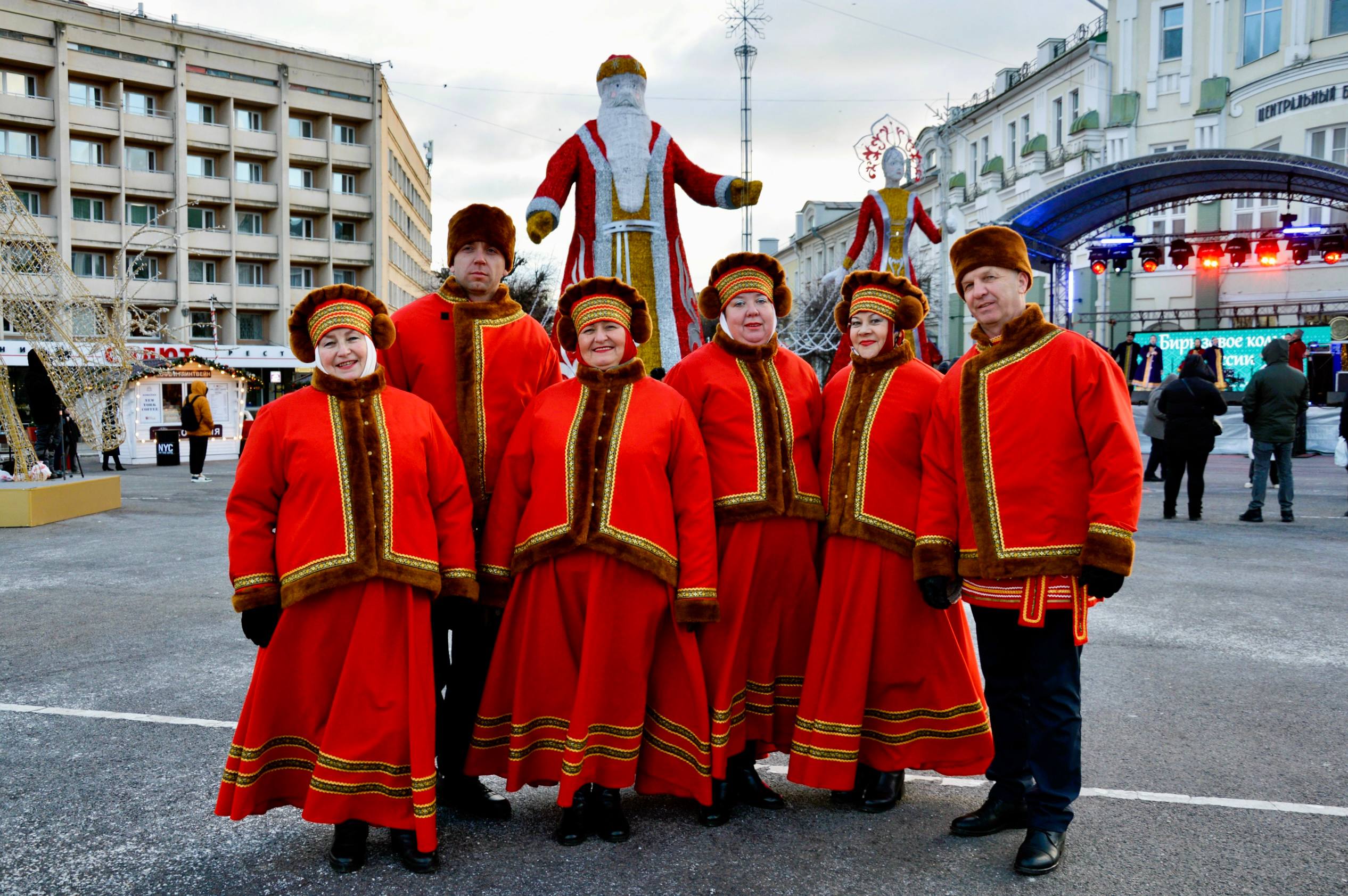 Юрий Парахин: Друзья, спасибо всем, кто провёл этот вечер вместе с нами на площади Ленина! Юрий Парахин: Друзья, спасибо всем, кто провёл этот вечер вместе с нами на площади Ленина!