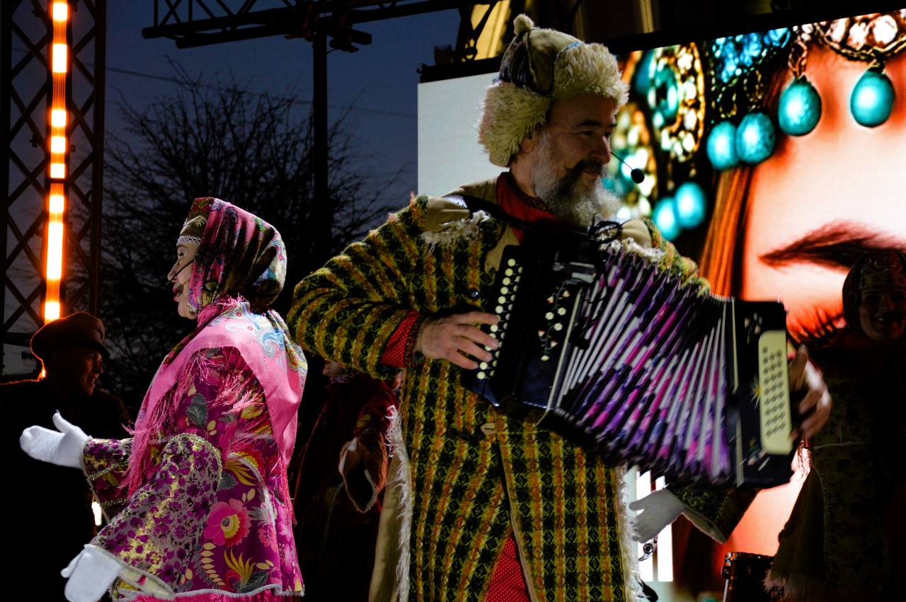 В Орле проходит фестиваль национальных туристских маршрутов «Бирюза» В Орле проходит фестиваль национальных туристских маршрутов «Бирюза»