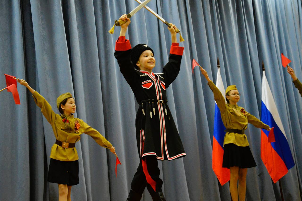 Память, гордость и единство: в Орле подвели итоги патриотического марафона #ПомнимГордимсяРавняемся Память, гордость и единство: в Орле подвели итоги патриотического марафона #ПомнимГордимсяРавняемся