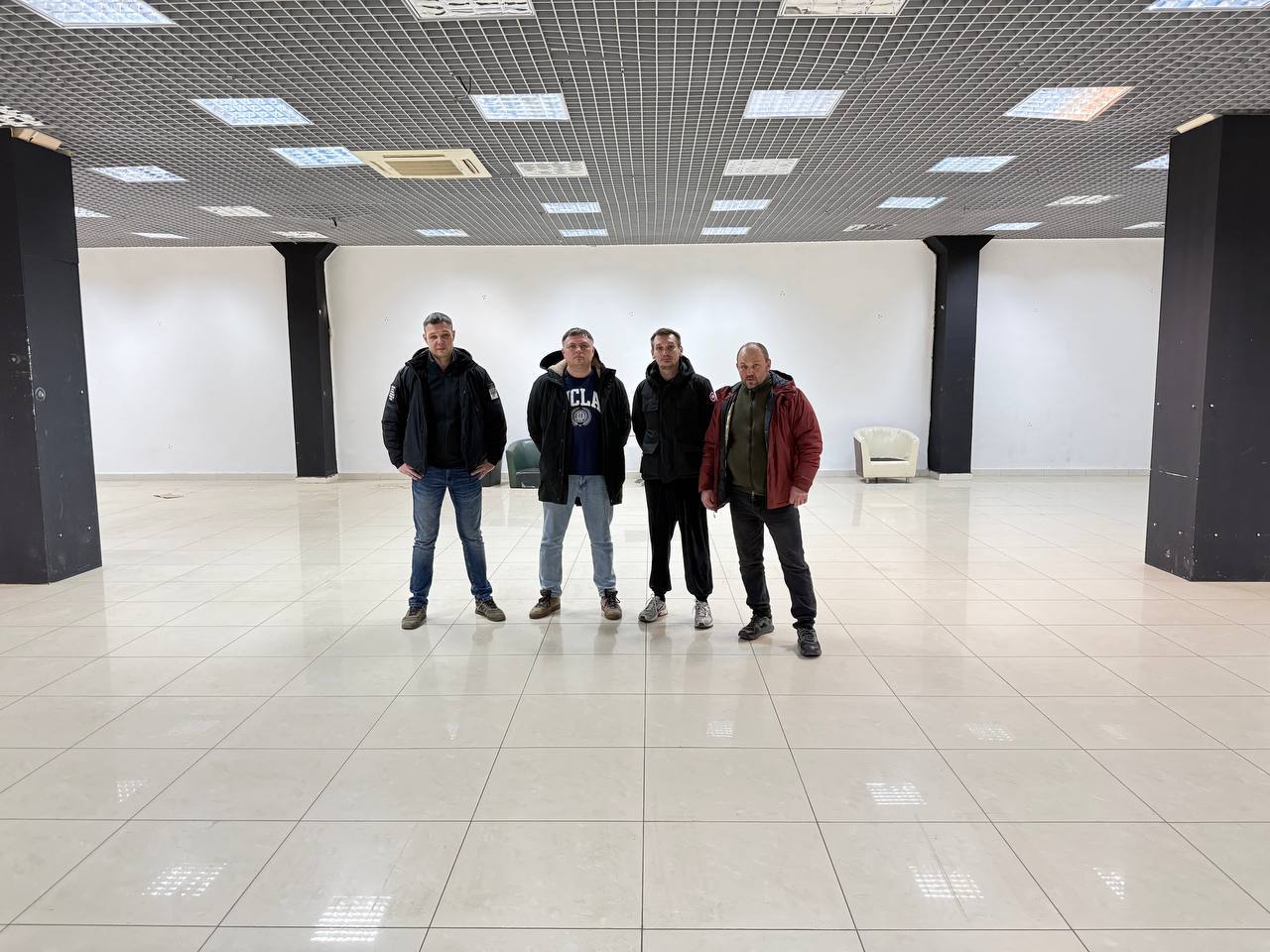 На фото не просто пространство - это наша новая «Мастерская Победы» в Орле! Которую мы запускаем совместно с группой «Поддержим наших»