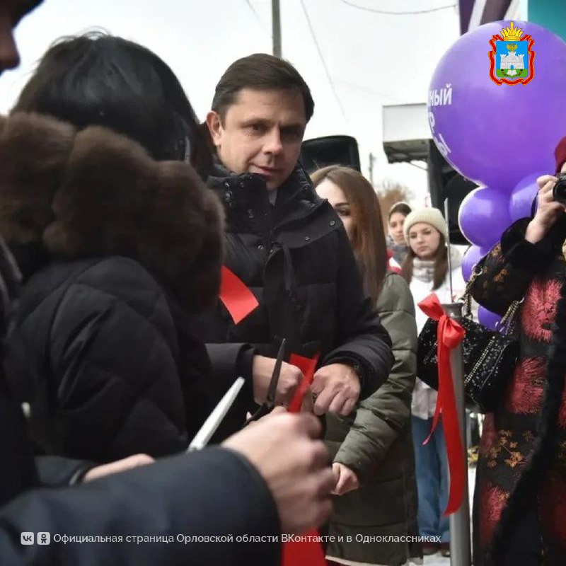 Губернатор Андрей Клычков оценил результаты благоустройства и модернизации объектов в Ливенском районе, встретился с жителями, обсудил с ними перспективы дальнейшего развития муниципалитета Губернатор Андрей Клычков оценил результаты благоустройства и модернизации объектов в Ливенском районе, встретился с жителями, обсудил с ними перспективы дальнейшего развития муниципалитета