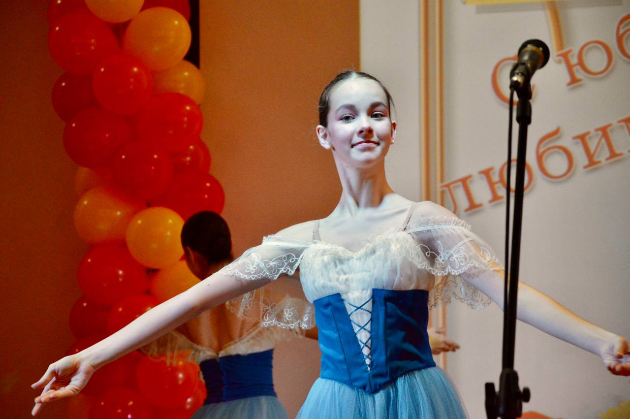 «Зажигая сердца»: школа №10 города Орла отметила 80-летний юбилей! «Зажигая сердца»: школа №10 города Орла отметила 80-летний юбилей!