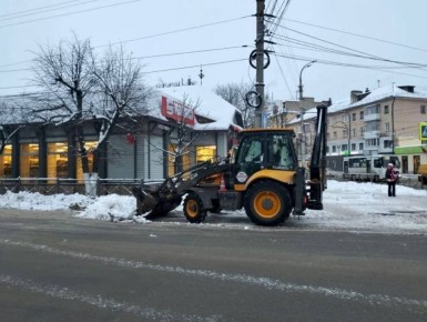 Коммунальные службы Орла продолжают работать в усиленном режиме