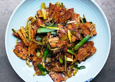 Узнайте секреты двойного приготовления свинины: погружение в сычуаньскую кухню