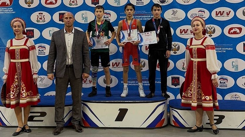 Орловские спортсмены завоевали пять медалей первенства ЦФО по вольной борьбе