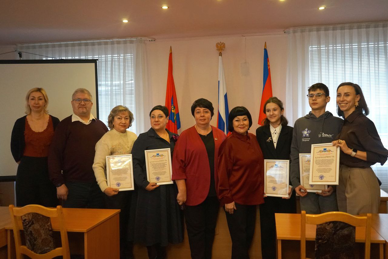 В Орле подвели итоги акции «Свет Рождественской звезды» В Орле подвели итоги акции «Свет Рождественской звезды»