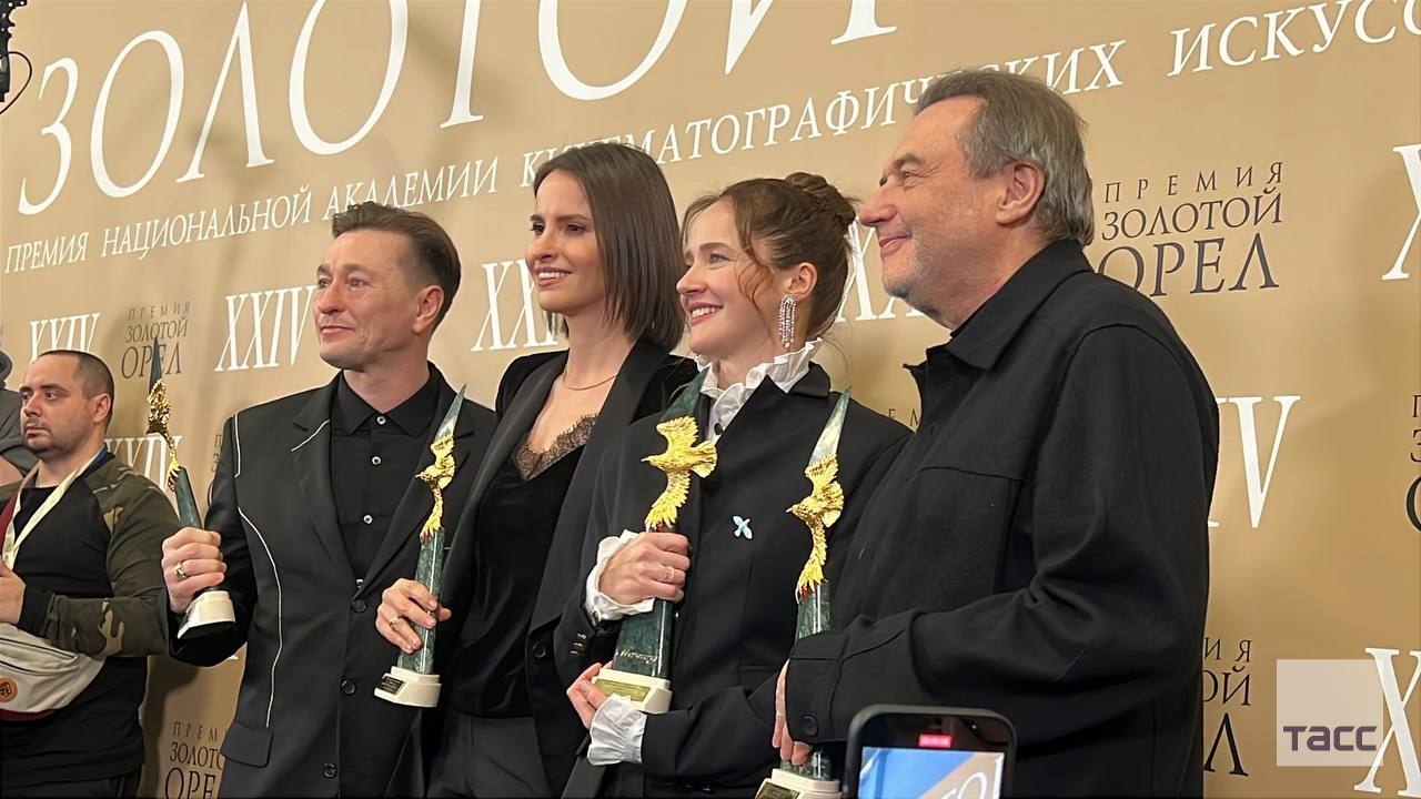 В Москве прошла церемония вручения премии в области кинематографии "Золотой орел" В Москве прошла церемония вручения премии в области кинематографии "Золотой орел"