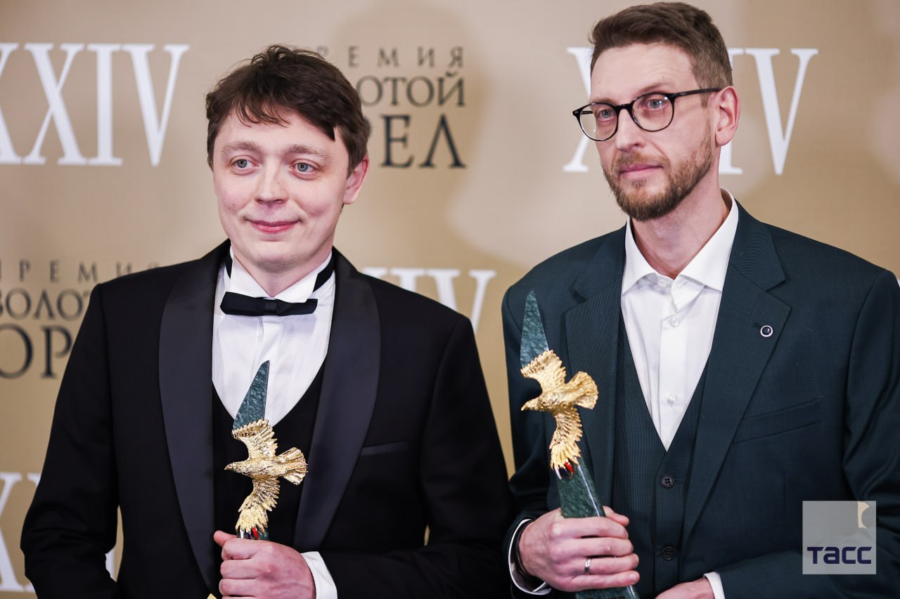 В Москве прошла церемония вручения премии в области кинематографии "Золотой орел" В Москве прошла церемония вручения премии в области кинематографии "Золотой орел"