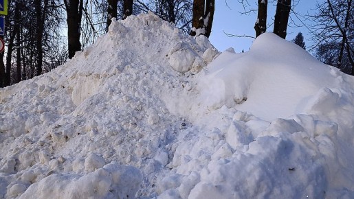 За сутки в Орле израсходовали 595 тонн песко-соляной смеси