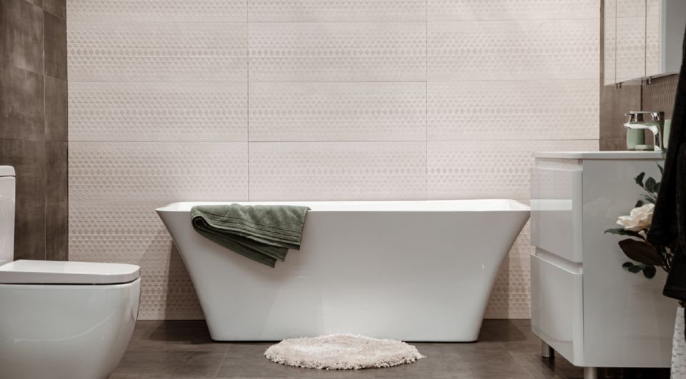 Как визуально увеличить пространство ванной комнаты: практические советы