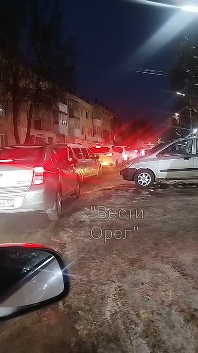 Центр Орла встал в огромную пробку