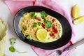 Сочетание вкусов: орзо с нутом и соусом самбал
